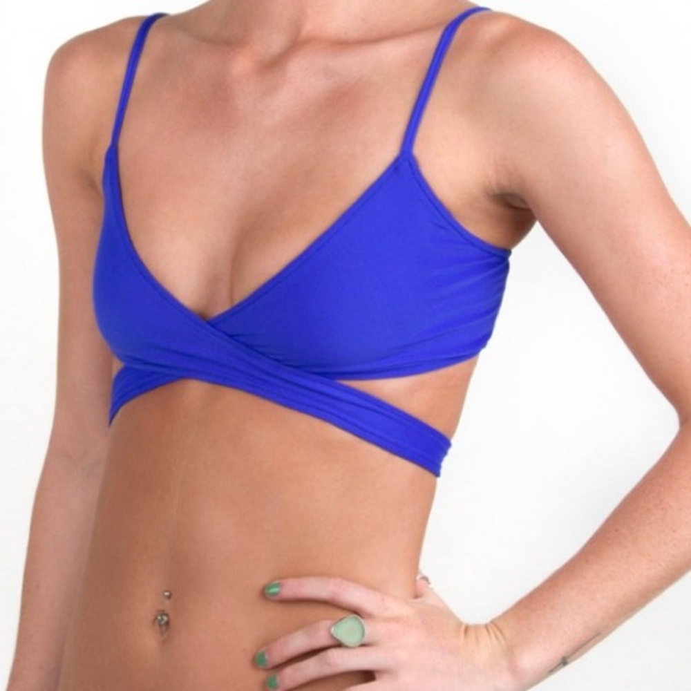 NWOT L*Space Chloe wrap bikini top royal blue